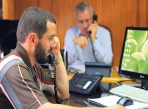 Günde beş bin soru cevaplıyorlar