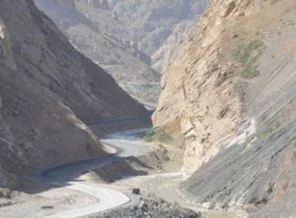 Hakkari-Çukurca'dan geçiş yok