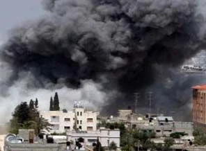 İsrail Refah'ta bir evi bombaladı
