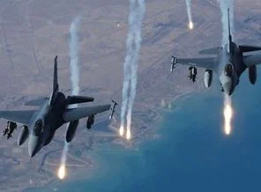 İsrail uçakları Gazze'ye bomba yağdırıyor!