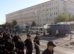 KCK davasında avukat krizi