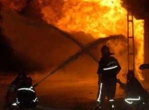 Libya'nın en büyük petrol tesisi yanıyor