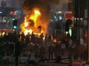 Londra savaş alanına döndü