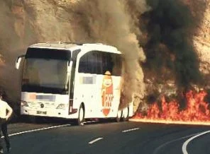 Marmaris seferi yapan otobüs kül oldu