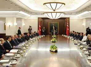 MGK'da yeni oturma düzeni