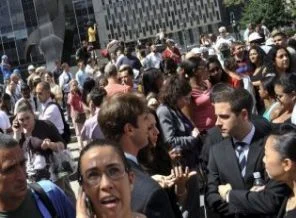 New York'lular depremi terör saldırısı sandı