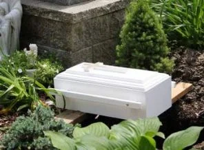 Ölü bebek cenaze töreninde dirildi