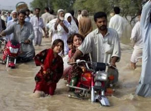 Pakistan'da sel felaketi: 16 ölü