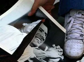 Reuters: Muhalifler Kaddafi'yi sıkıştırdı