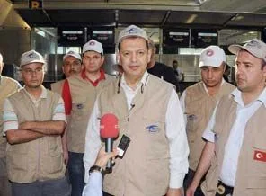 Somalili çocuklara bayram harçlığı