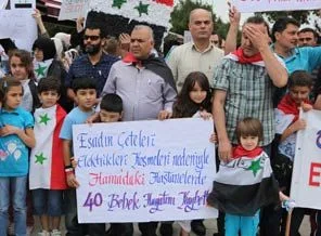 Suriyeliler için gıyabi cenaze namazı kılındı!