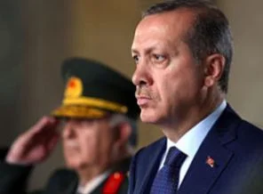 TSK'ya 'e-muhtıra' ve 'protokol' ayarı