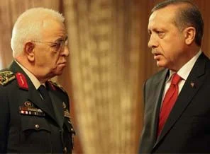 Türkiye, ordunun kanatlarını bağlıyor!