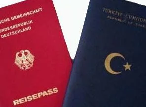 Türkler neden çifte vatandaş olamıyor?