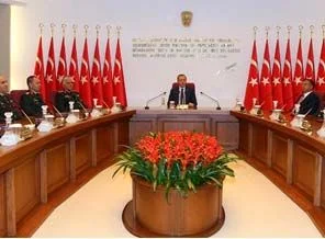 YAŞ toplantısında üst komuta tamam!