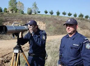 Yunanistan sınıra neden hendek kazıyor?