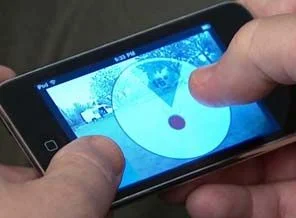 Askeri iPhone insansız uçak uçurdu (video)