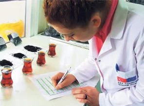 Çay içerek para kazanıyorlar