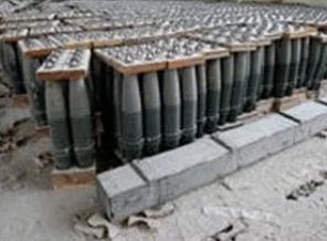 Çin'den Kaddafi'ye silah satışı