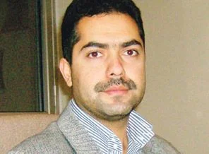 Eşi başörtülü olduğu için profesörlüğü onaylanmıyor