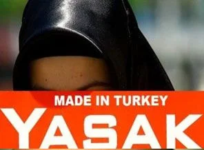 İki üniversite Başörtüsü yasağında ısrar ediyor