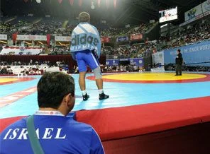 İsrailli güreşçi İranlı güreşçiyi yendi çünkü...