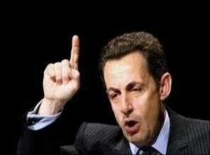Kaddafi'ye radara yakalanmayan jip Sarkozy'den