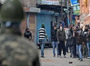 Keşmir'de çatışma: 3 asker ölü