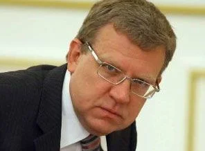 Medvedev, Maliye Bakanı'nı kovdu