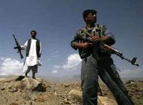 Pakistan'da hacılara saldırı: 20 ölü