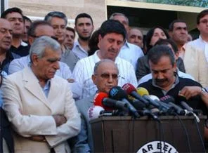 PKK'dan BDP'ye: Meclis'e dönemezsiniz
