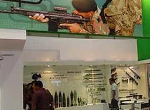 Savunma fuarında misket bomba