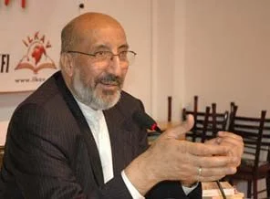 Sezer davasından Dilipak'a beraat