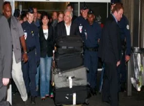 Strauss-Kahn Fransa'ya geri döndü