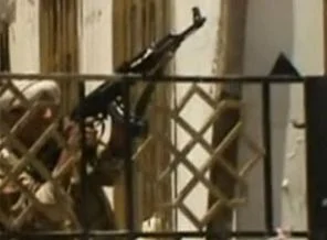 Yemen'de muhalifler savaş uçağı düşürdü