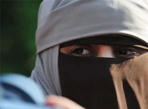 Yeni cumhurbaşkanı adayı: Peçeli bir kadın