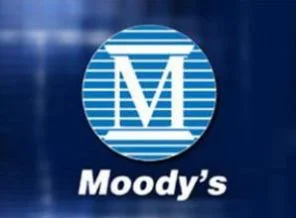 Yunanistan'a bir darbe de Moody's'den