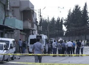 Adana'da patlama: 4 polis yaralı