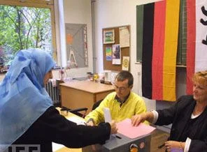 Almanya'da göçmenlerin fakirleşme riski daha fazla