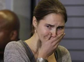 Amanda Knox evine döndü