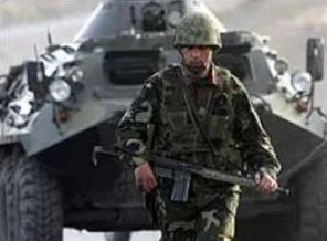 Askeri konvoya saldırı: 2 yaralı