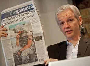 Assange medyanın sahte peygamberlerini açıkladı