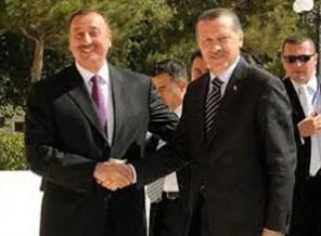Azerbaycan Cumhurbaşkanı Aliyev, İzmir'e geldi