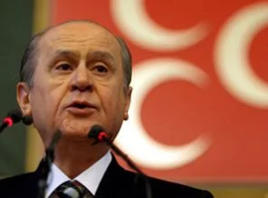 Bahçeli'den ekonomi yönetimine eleştiri