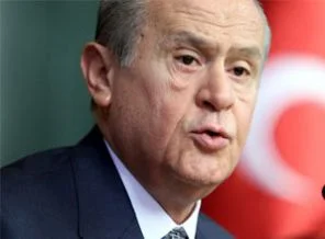 Bahçeli: Kandil'e Türk bayrağı dikilsin