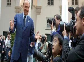 Berlusconi 51. güven oylamasında