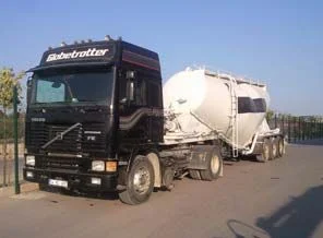 Beton dökme arabasında kaçak akaryakıt
