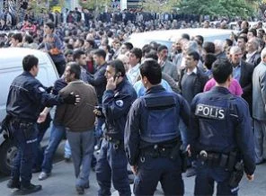 Bingöl'de canlı bomba: 4 ölü, 20 yaralı