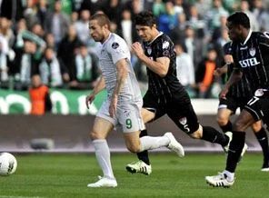 Bursaspor evinde puan kaybetti