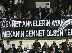 Çarşı Başbakan'ı unutmadı